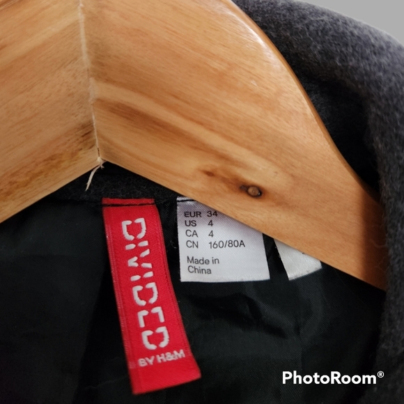 H&M Double-Breasted Grey Peplum Short Pea Coat US Size 4 - Picture 3 of 4